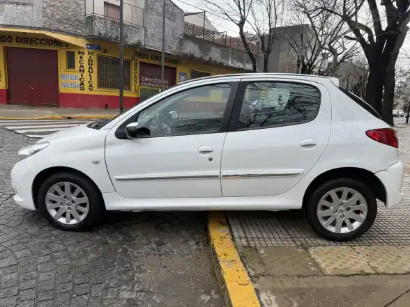 Peugeot 207 1.6 Allure 106Cv 2013 - foto 5