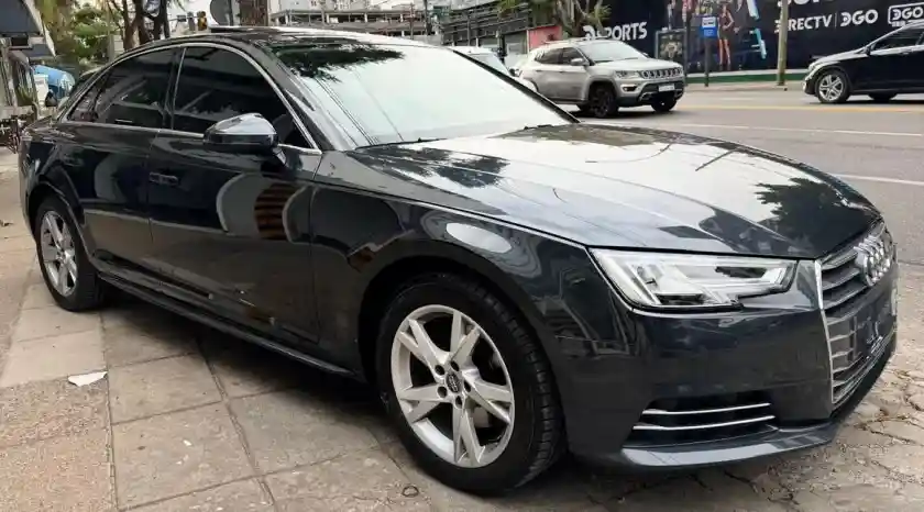 Audi A4 2.0 Tfsi Stronic 190Cv 2019 - foto 2