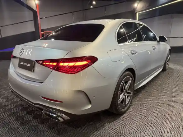 Mercedes-Benz Clase C 2.0 C300 Sedan 258Cv 2024 - foto 5