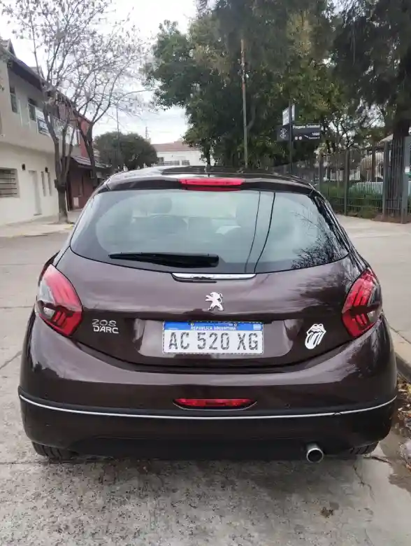 Peugeot 208 1.6 Feline Tiptronic 2018 - foto 2