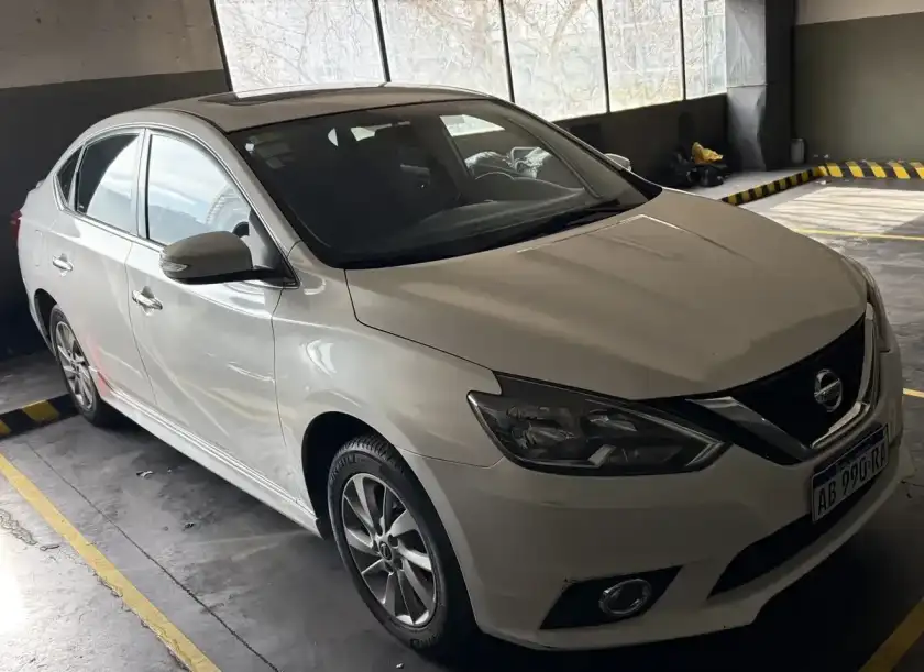 Nissan Sentra 1.8 Sr Pure Drive Cvt 2017 - foto 1