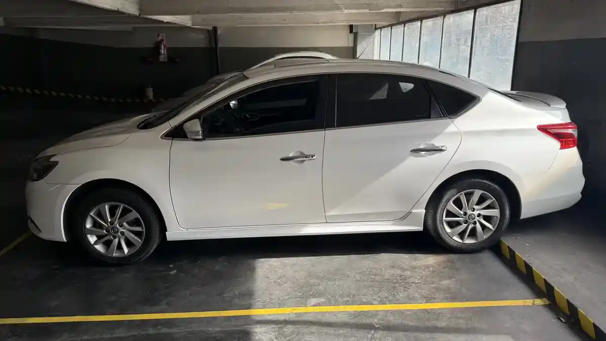 Nissan Sentra 1.8 Sr Pure Drive Cvt 2017 - foto 2