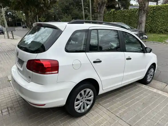 Volkswagen Suran 1.6 Comfortline 101Cv Ab 2015 - foto 4