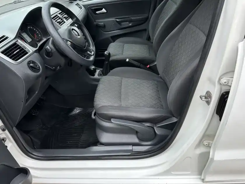 Volkswagen Suran 1.6 Comfortline 101Cv Ab 2015 - foto 5
