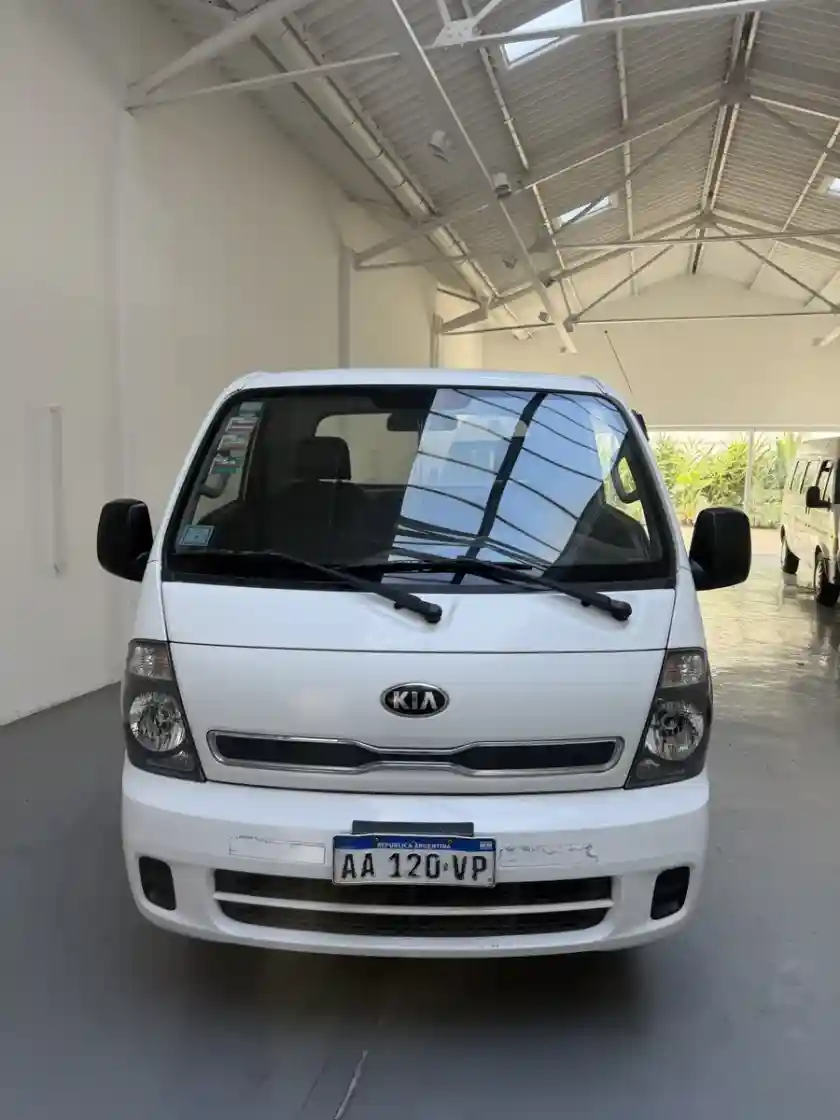 Kia K2500 2.5 Caja 2016 - foto 4