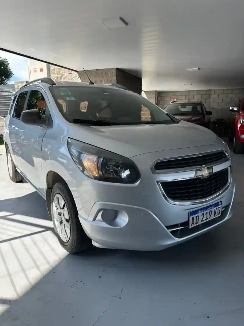Chevrolet Spin 1.8 Lt 5As 105Cv 2018 - foto 3