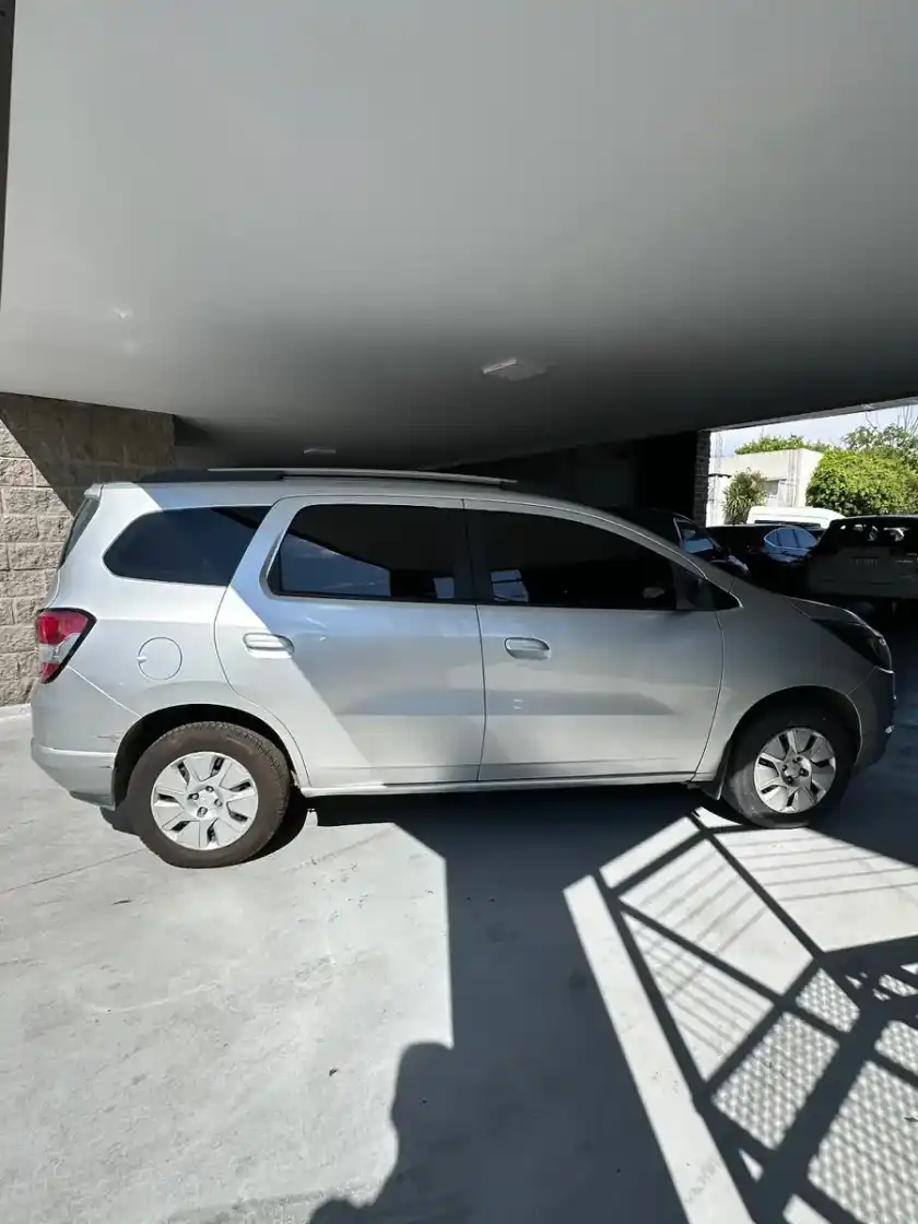 Chevrolet Spin 1.8 Lt 5As 105Cv 2018 - foto 4
