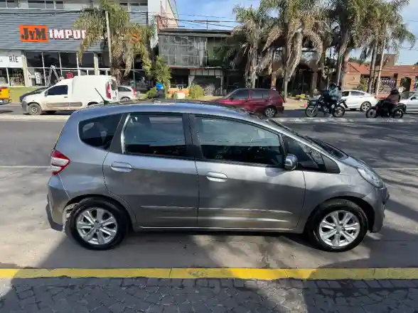 Honda Fit 1.4 Lx-L At 100Cv 2013 - foto 4