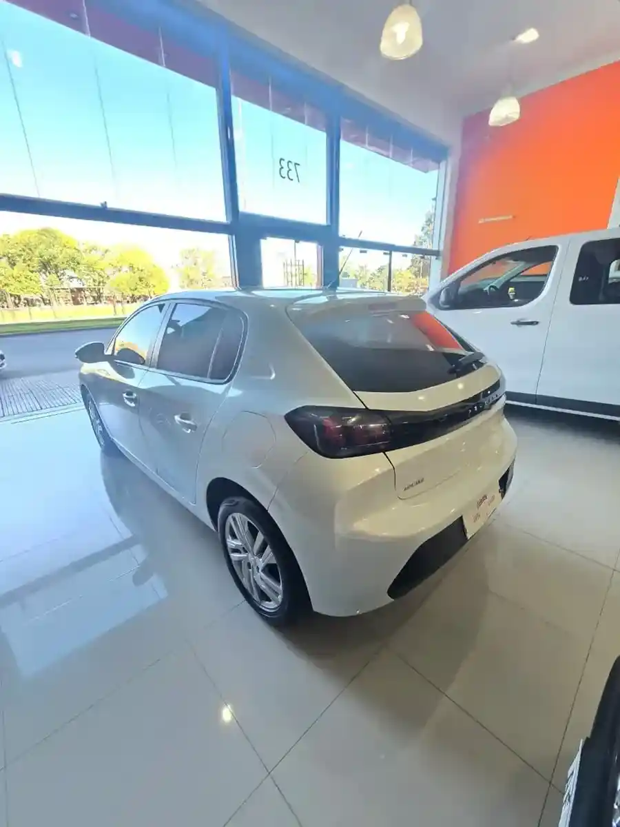 Peugeot 208 1.6 Active Pack 2024 - foto 4