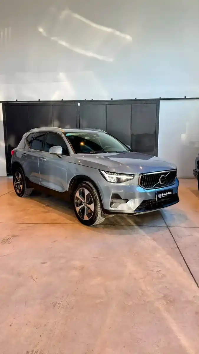 Volvo Xc40 2.0 B4 2023 - foto 5