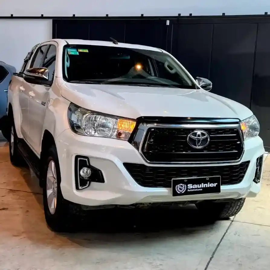 Toyota Hilux Pick-Up 2.8 Cd Srv 177Cv 4X4 At 2018 - foto 1