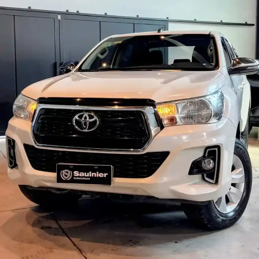 Toyota Hilux Pick-Up 2.8 Cd Srv 177Cv 4X4 At 2018 - foto 5