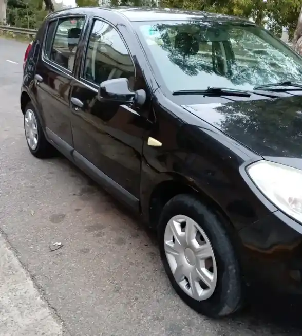 Renault Sandero 1.6 Confort 2011 - foto 1