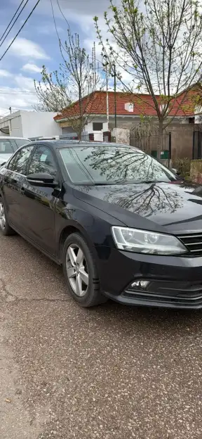 Volkswagen Vento 2.5 Luxury 170Cv Tiptronic 2014 - foto 2