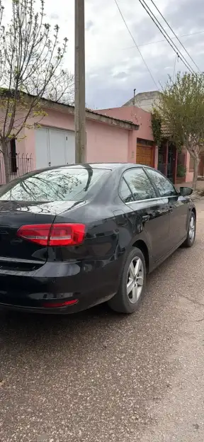 Volkswagen Vento 2.5 Luxury 170Cv Tiptronic 2014 - foto 4