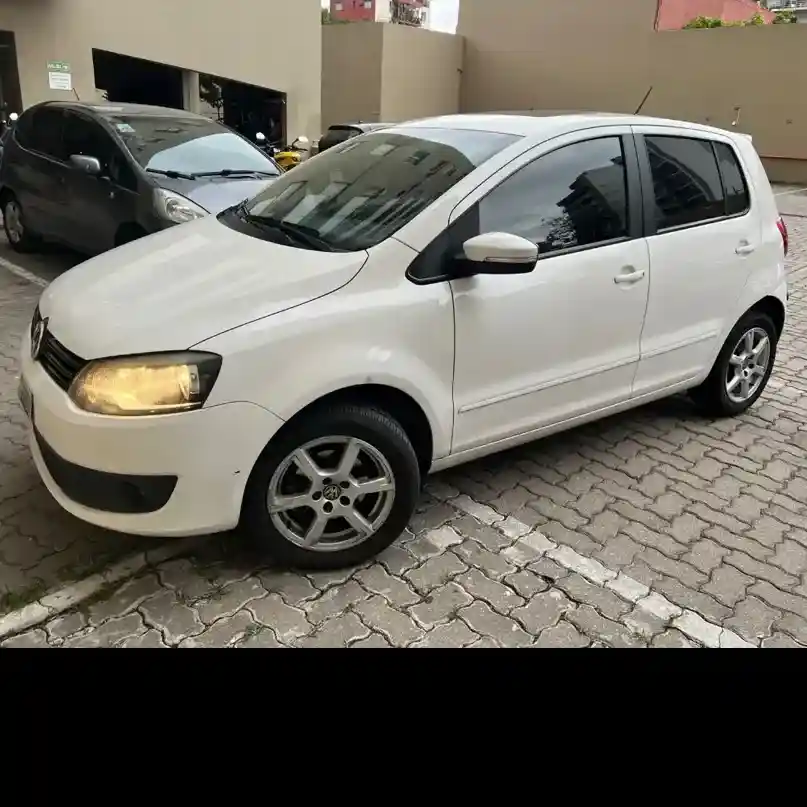Volkswagen Fox 1.6 Highline Imotion 2013 - foto 1
