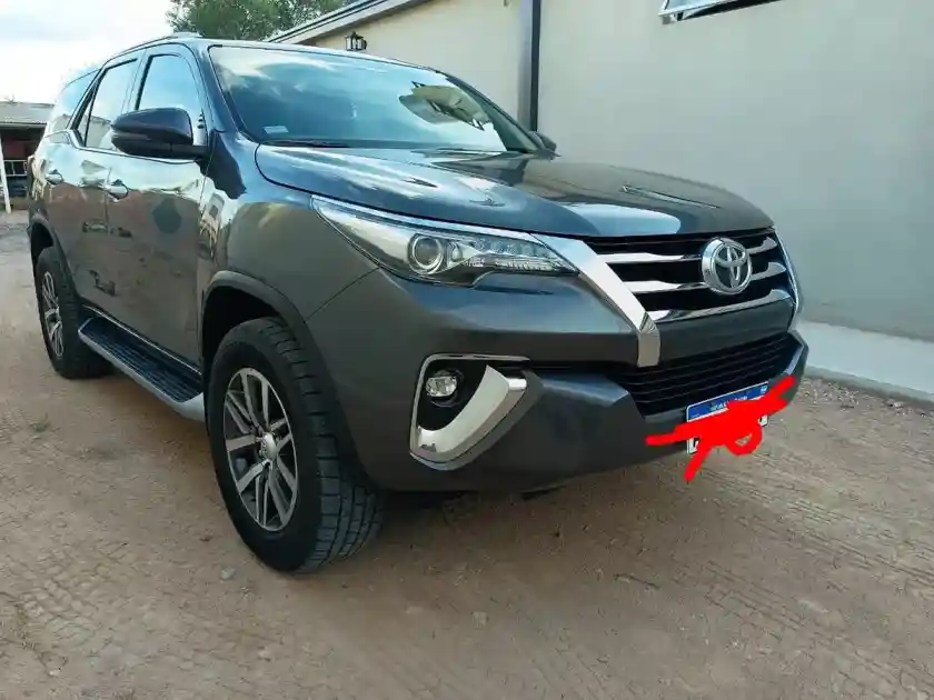 Toyota Sw4 2.8 Srx 177Cv 4X4 7As At 2019 - foto 3