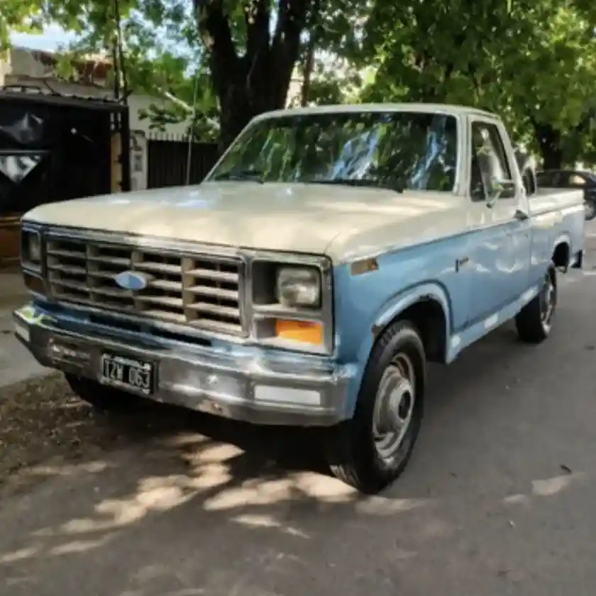 Ford F-100 3.6 Lujo 1983 - foto 1
