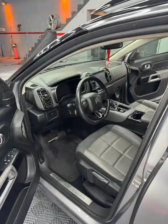 Citroën C5 Aircross 1.6 Thp Eat6 Feel Pack 2020 - foto 5