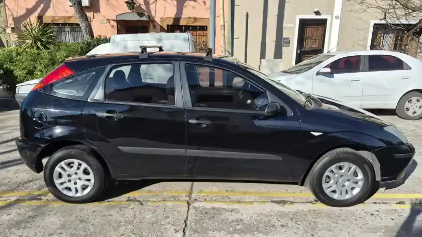 Ford Focus 1.6 Ambiente 2007 - foto 4