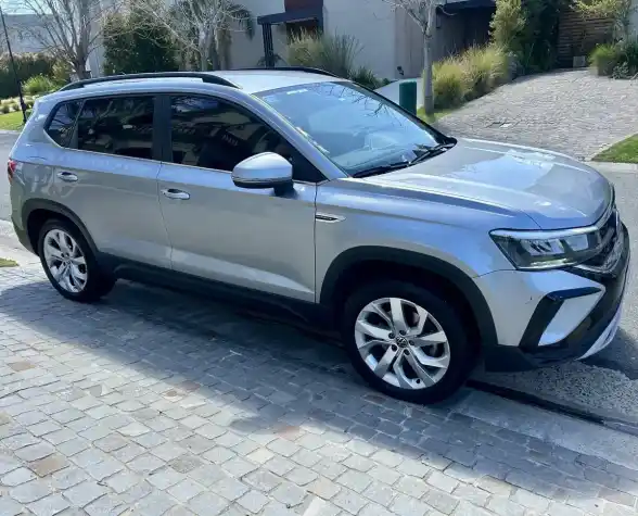 Volkswagen Taos 1.4 250 Tsi Comfortline Tiptronic 2024 - foto 1