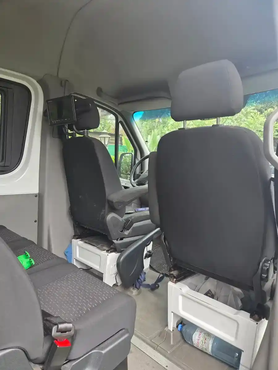 Mercedes-Benz Sprinter 2.1 415 Furgon 3250 Tn Mixto 4+1 Aa 2017 - foto 4