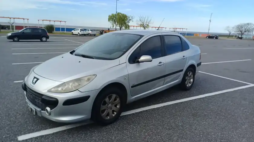 Peugeot 307 2.0 Sedan Hdi Xs 90Cv 2008 - foto 1