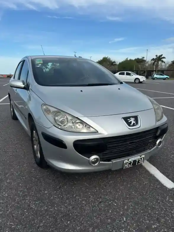 Peugeot 307 2.0 Sedan Hdi Xs 90Cv 2008 - foto 2