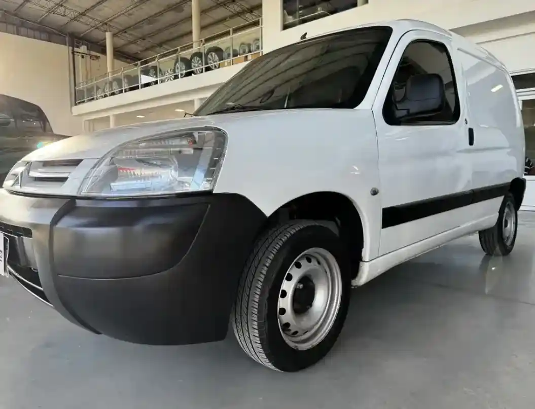 Citroën Berlingo Furgon 1.6 Bussines Hdi 92Cv Am54 2019 - foto 1