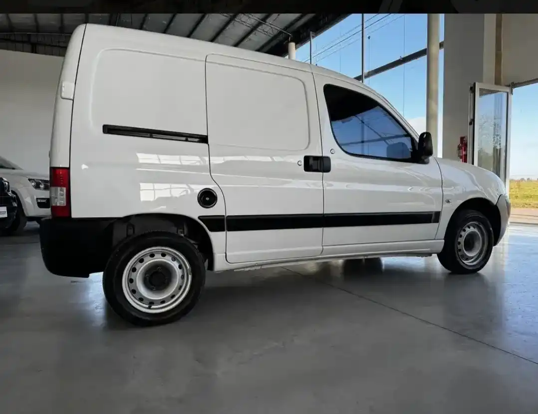 Citroën Berlingo Furgon 1.6 Bussines Hdi 92Cv Am54 2019 - foto 3
