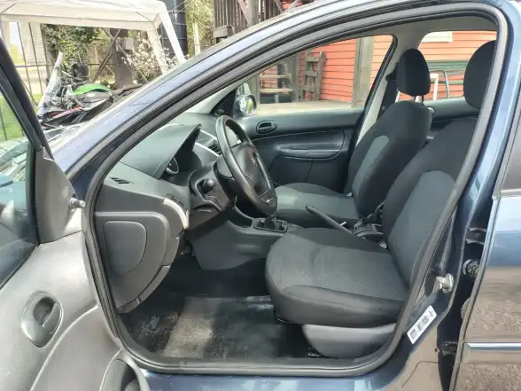 Peugeot 207 1.4 Allure 75Cv 2015 - foto 5