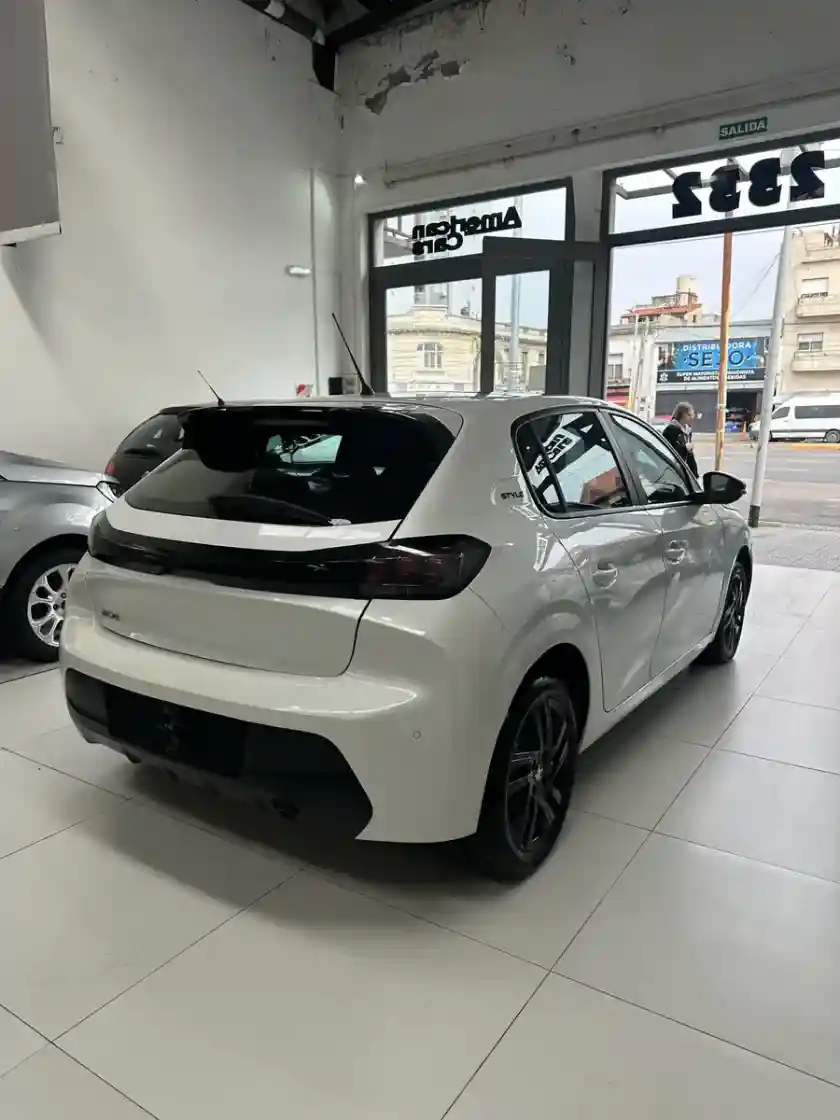 Peugeot 208 1.6 Style Mt 2023 - foto 4