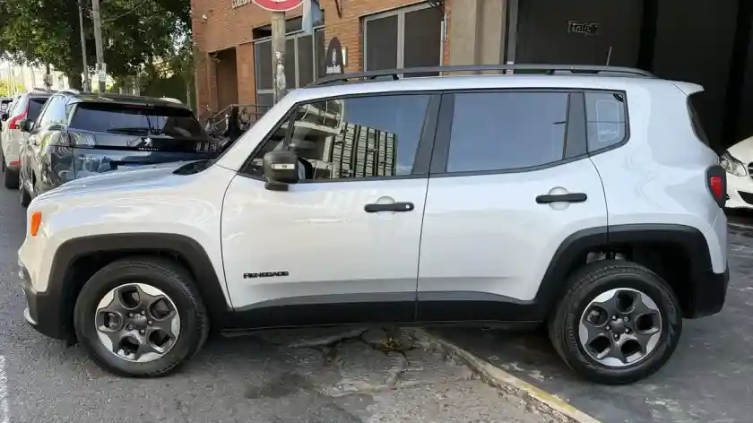 Jeep Renegade 1.8 Sport At 2017 - foto 5