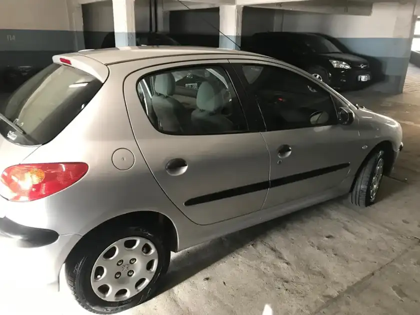 Peugeot 206 1.6 Xs Premium 2005 - foto 2