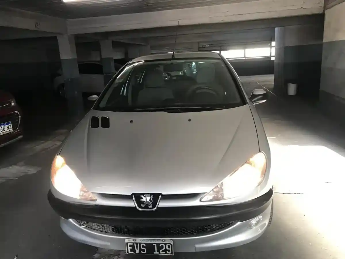 Peugeot 206 1.6 Xs Premium 2005 - foto 5