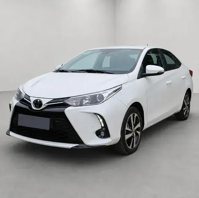 Toyota Yaris 1.5 107Cv Xls Pack Cvt Sedan 2024 - foto 1
