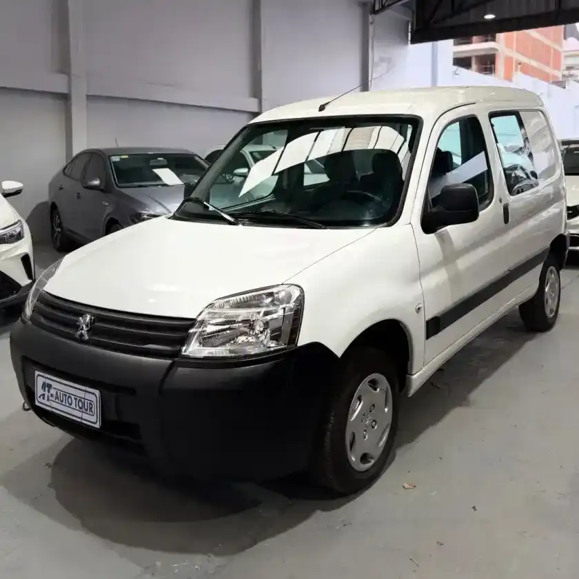 Peugeot Partner 1.6 Hdi Furgon Confort 92 2025 - foto 1