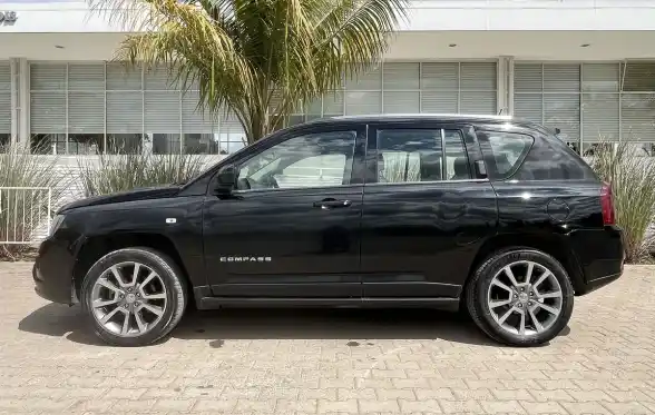 Jeep Compass 2.4 Limited 170Cv Atx 2014 - foto 2
