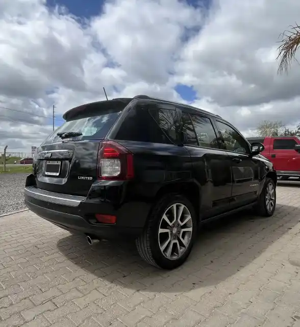 Jeep Compass 2.4 Limited 170Cv Atx 2014 - foto 3