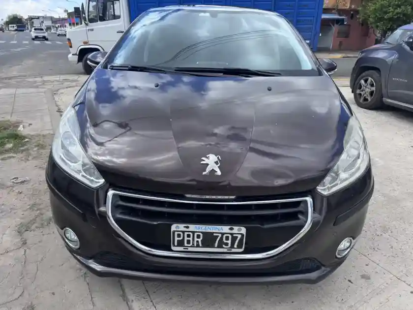 Peugeot 208 1.6 Allure Tiptronic 2015 - foto 3