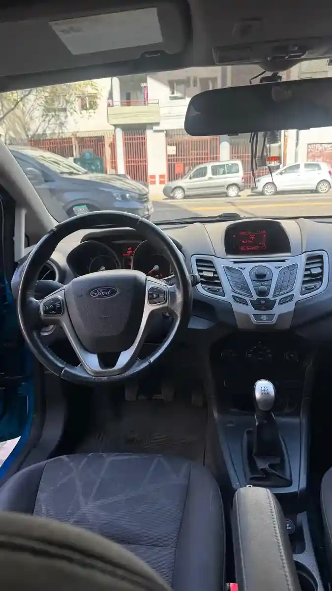 Ford Fiesta Kinetic 1.6 Titanium 120Cv 2013 - foto 5