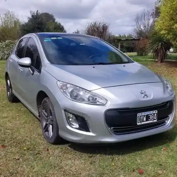 Peugeot 308 2015 - foto 1