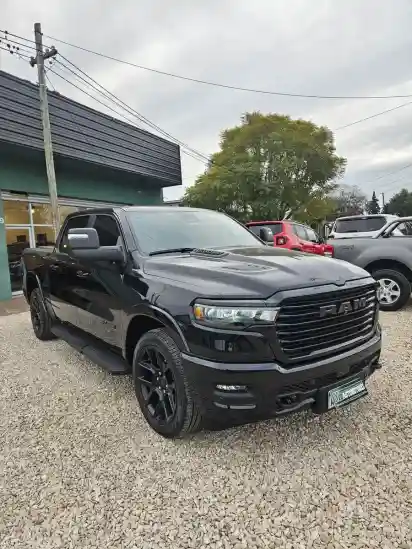 Ram 1500 3.0 Laramie Nigth Edition 4X4 At8 2025 - foto 3