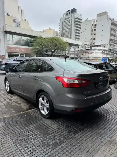 Ford Focus Iii 2.0 Sedan Se Plus At6 2014 - foto 5