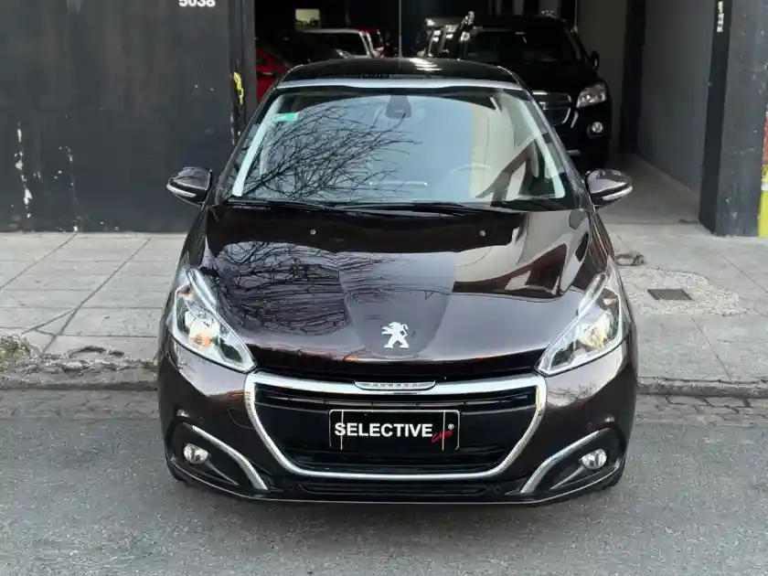 Peugeot 208 1.6 Feline 2017 - foto 2