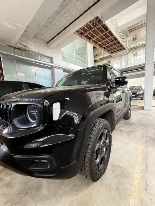 Jeep Renegade 1.3T Willys At9 4X4 2025 - foto 5