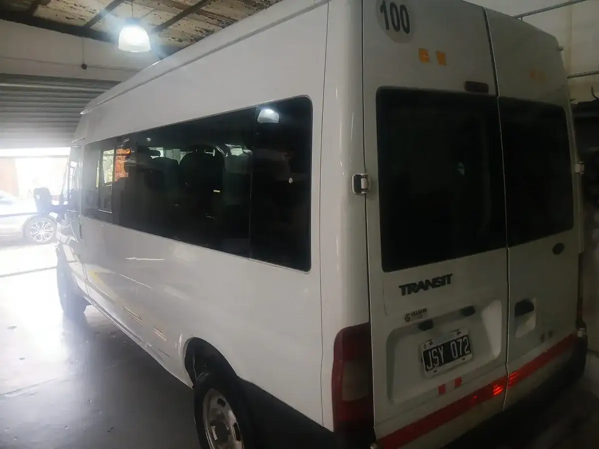 Ford Transit 2.4 Furgon Largo Tdci Ta Aa (3750) 2011 - foto 3