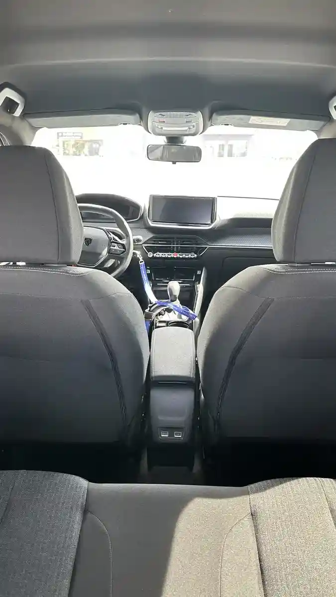 Peugeot 2008 1.0T Active Cvt 2026 - foto 5