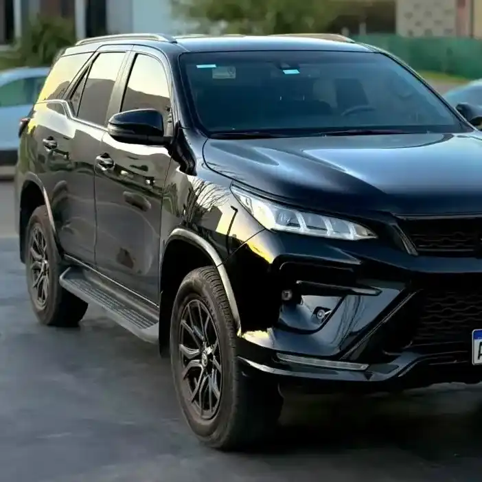Toyota Sw4 2.8 Tdi Gr-S 4X4 7As 6At 2025 - foto 2
