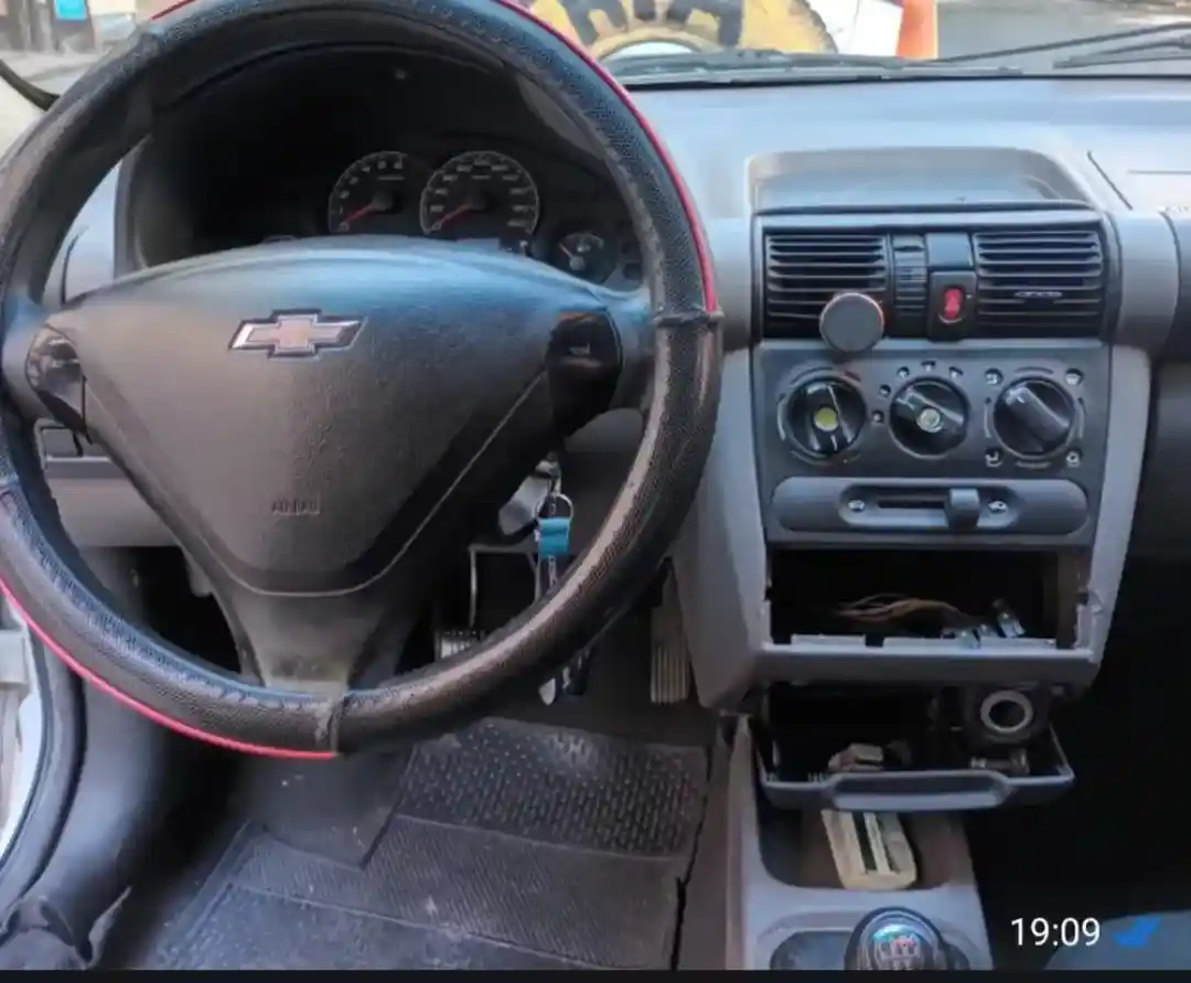 Chevrolet Classic 1.4 Ls Abs Airbag 2016 - foto 2